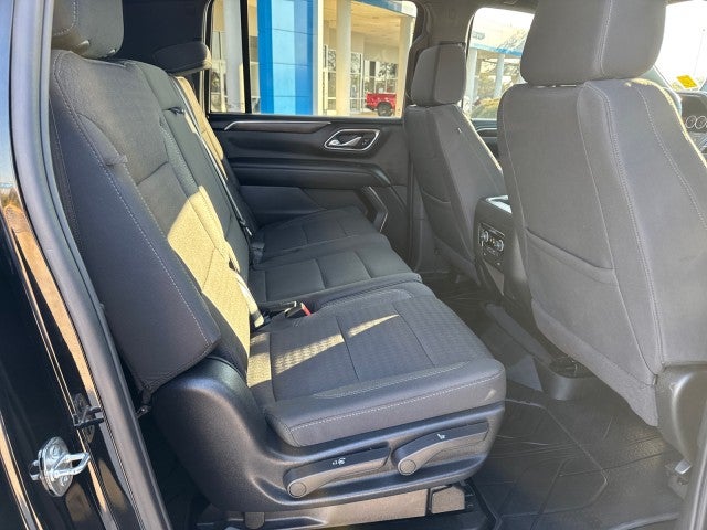 2024 Chevrolet Suburban LS