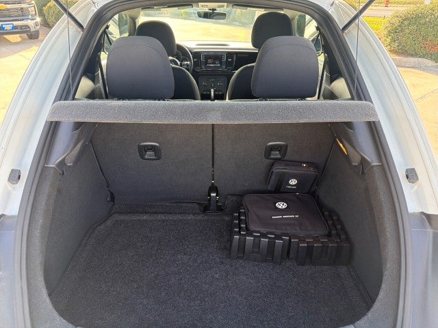 2017 Volkswagen Beetle 1.8T Fleet