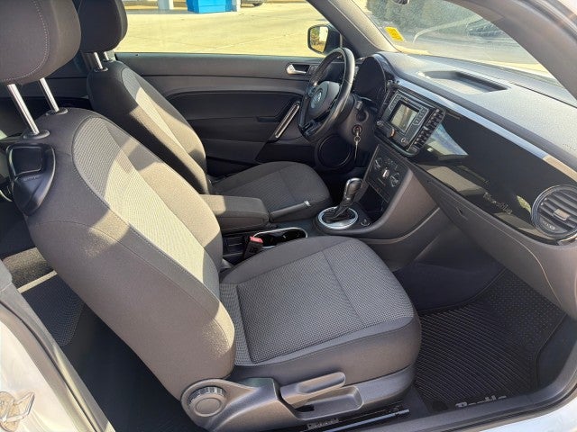 2017 Volkswagen Beetle 1.8T Fleet