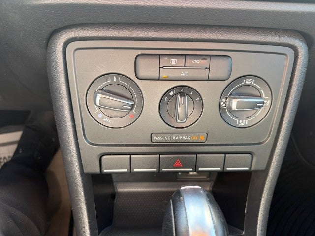 2017 Volkswagen Beetle 1.8T Fleet