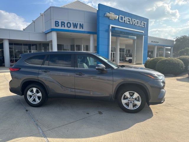 2023 Toyota Highlander L