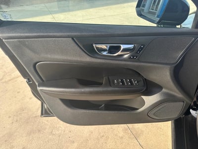 2020 Volvo S60 Momentum