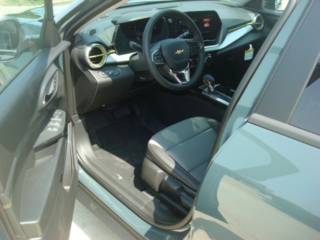 2026 Chevrolet Trax LT - Photo 12