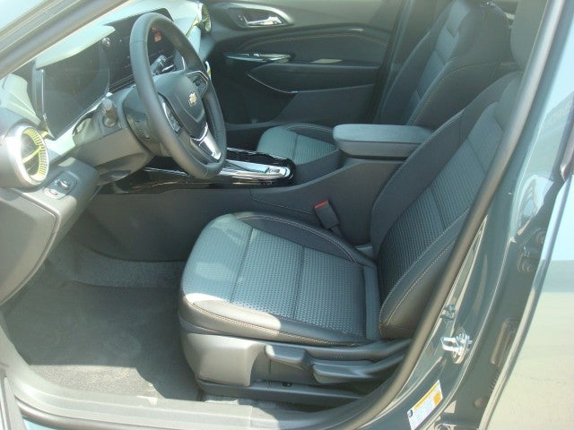 2026 Chevrolet Trax LT - Photo 13
